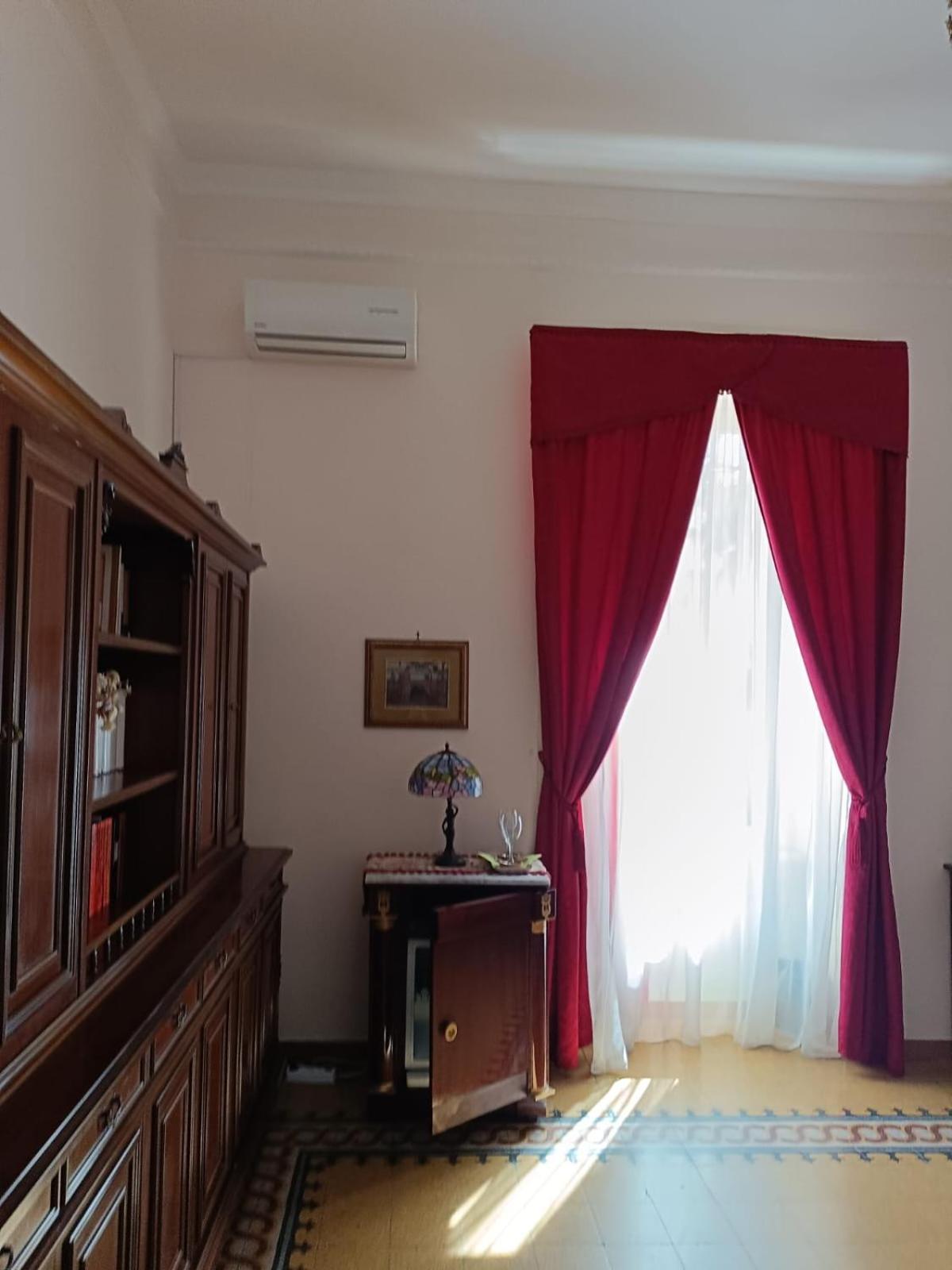 Well Come - Museo Naples Luaran gambar