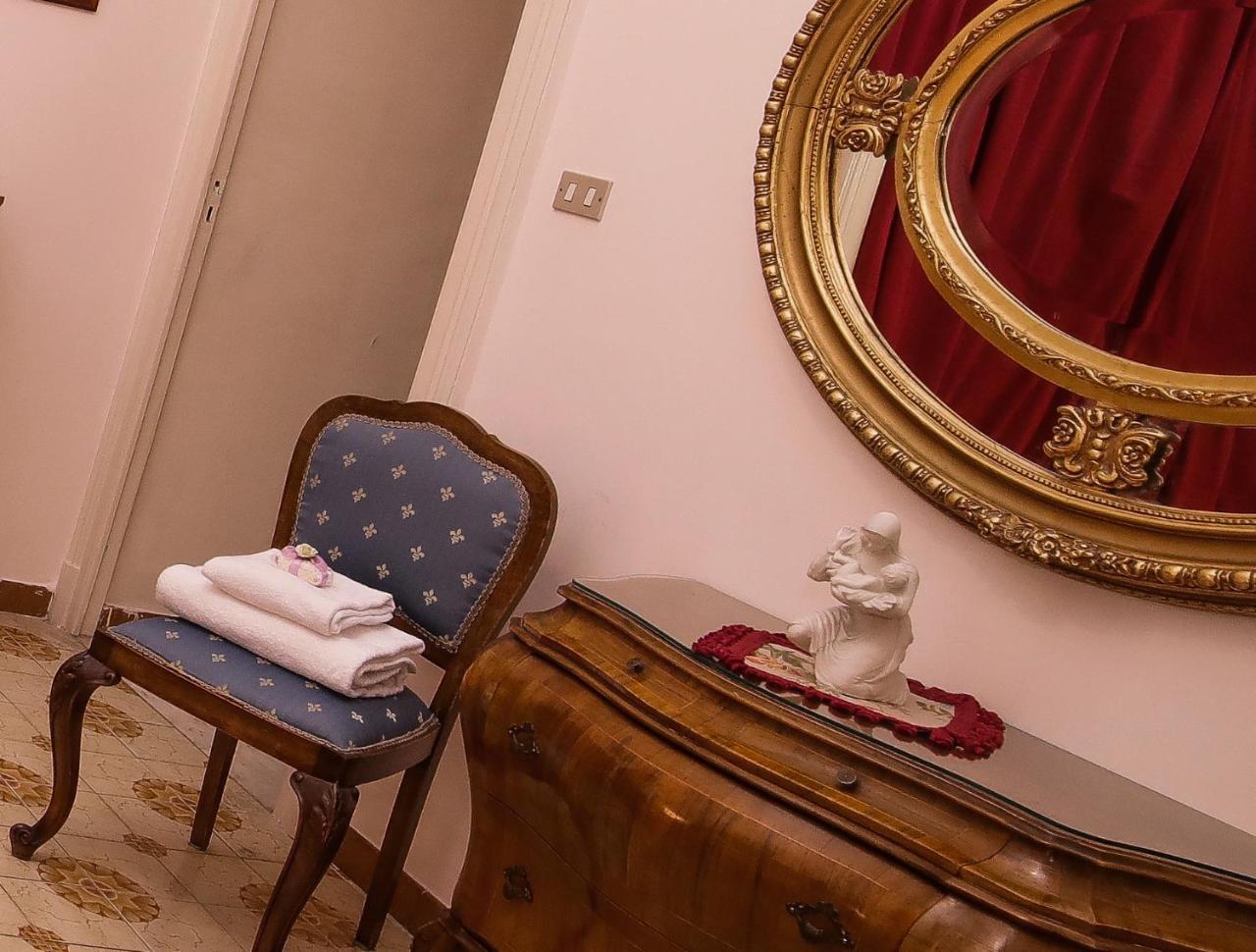 Well Come - Museo Naples Luaran gambar
